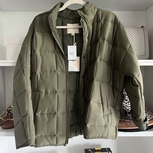 Thread & supply jacket